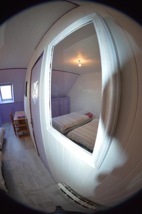 Chambre Au Calme Et Simple, Cuisine A Dispo Saint-Pol-de-Leon Bagian luar foto